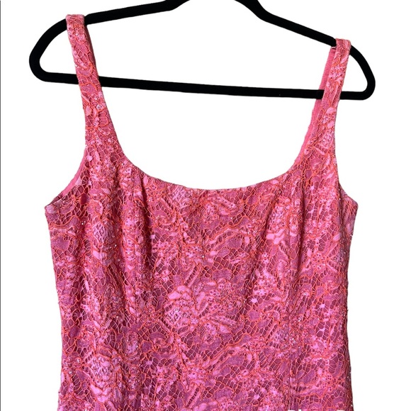 Carmen Marc Volvo pink beaded lace dress - Picture 3 of 7